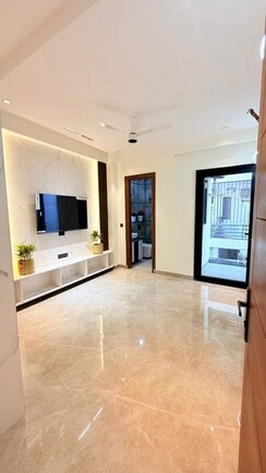 3 BHK + Pooja Room,Servant Room Builder Floor For Sale in AEZ Aloha