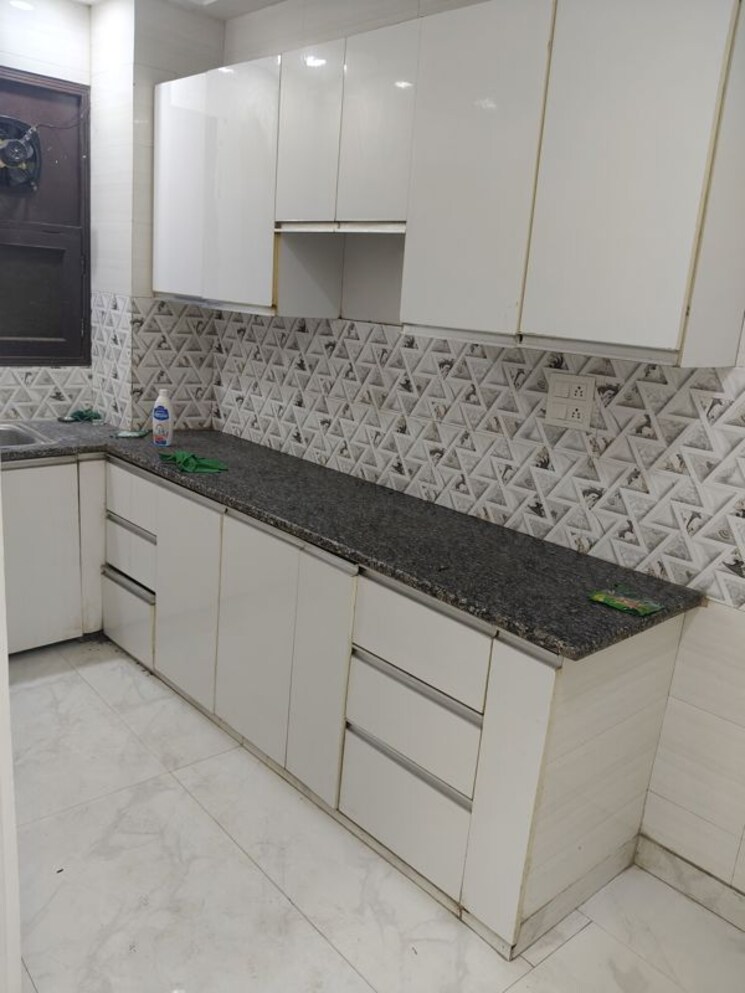 Kitchen, govindpuri 2 Bedroom 582 Sq.Ft. Builder Floor In Govindpuri Delhi 9847611