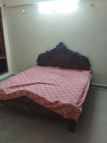 Bedroom in 3 BHK Independent House at Faizabad Road – for Rent