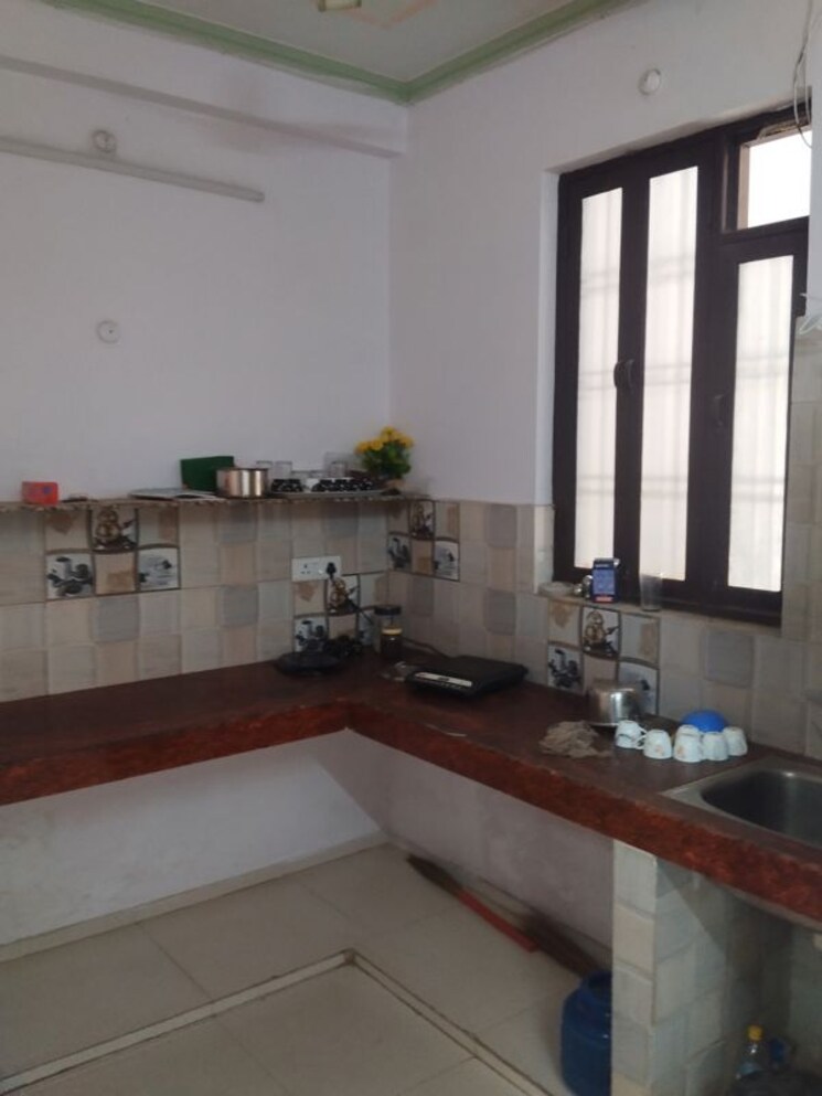 Kitchen, gomti nagar Commercial Office Space 1455 Sq.Ft. In Gomti Nagar Lucknow 9847628