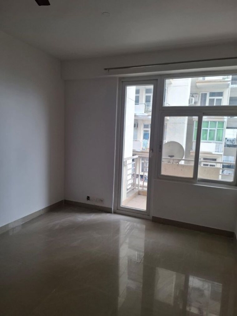 Room, tulip-petals 3 Bedroom 1550 Sq.Ft. Apartment In Sector 89 Gurgaon 9847635