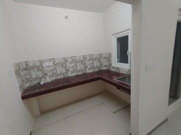 Kitchen in 1.5 BHK Independent House at Gomti Nagar – for Rent