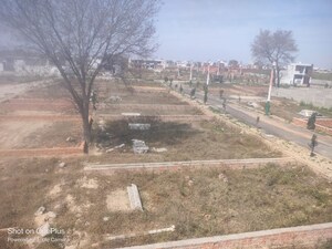 Plot Area in 4 BHK Independent House at Modipuram – for Sale