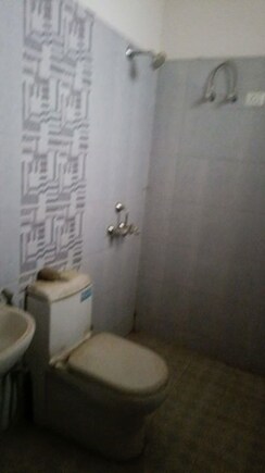 2 BHK + Pooja Room Independent House For Rent in Matiyari