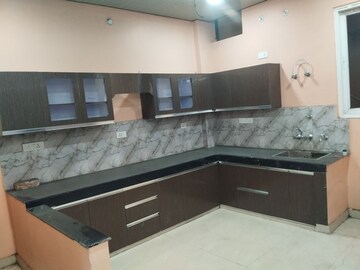 Kitchen in 2 BHK Independent House at Gomti Nagar – for Rent
