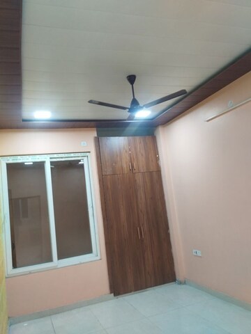 Room in 2 BHK Independent House at Gomti Nagar – for Rent