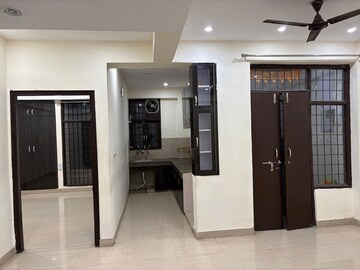 Room in 1.5 BHK Independent House at Sector 56 – for Rent