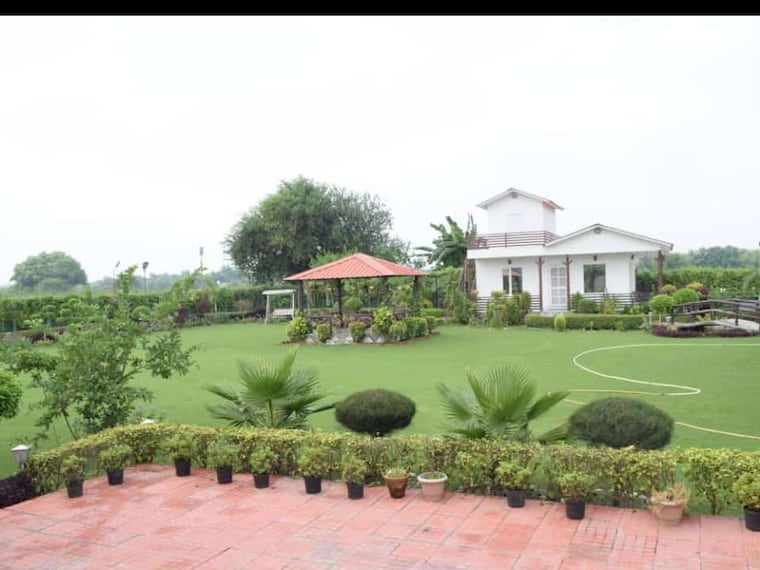 Exterior View, pyramid-vrinda-farm  1008 Sq.Yd. Plot In Sector 22 Yamuna Expressway Greater Noida 9847665