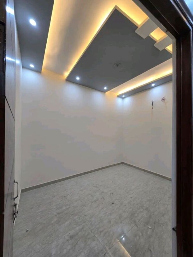 Room, ganga nagar 3 Bedroom 77 Sq.Yd. Independent House In Ganga Nagar Meerut 9841525