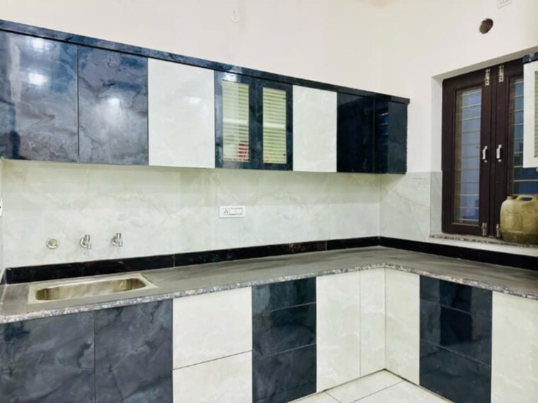 Kitchen, ganga nagar 3 Bedroom 123 Sq.Yd. Independent House In Ganga Nagar Meerut 9841493