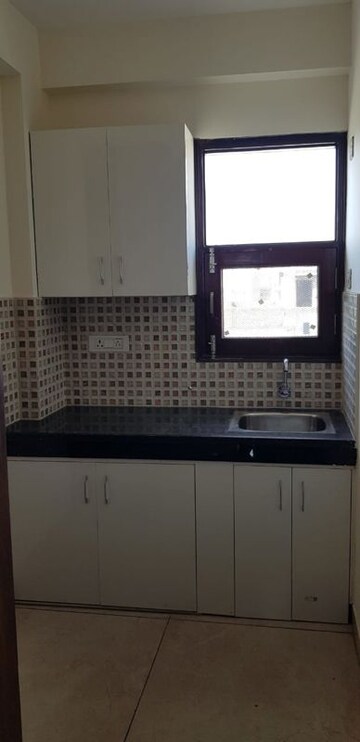 Kitchen in 1 RK Independent House at Sector 14 – for Rent