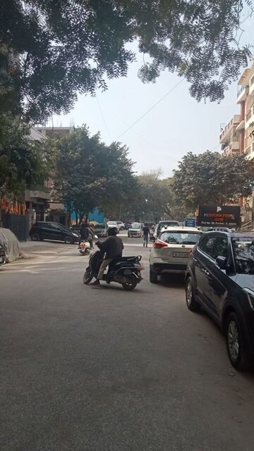 Parking in 4 BHK Apartment at Sarita Vihar – for Sale