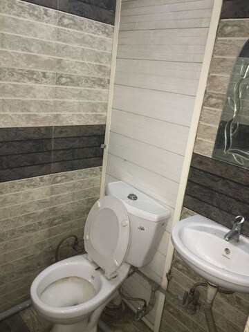 Bathroom in 1 BHK Apartment at Malviya Nagar – for Rent