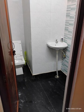 Bathroom in 1 BHK Builder Floor at Burari – for Rent
