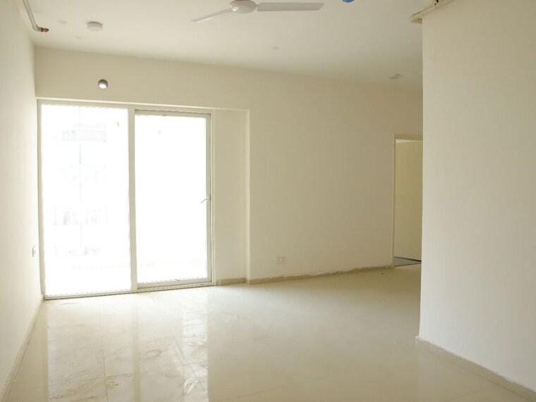 Room, sector 10 greater noida 3 Bedroom 1180 Sq.Ft. Apartment In Sector 10 Greater Noida Greater Noida 9847716