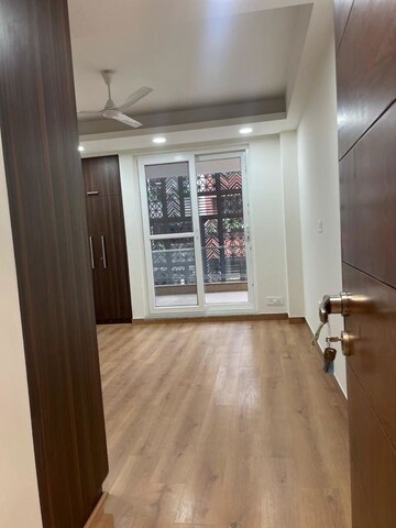 Balcony in 3 BHK Builder Floor at Navjeevan Vihar – for Rent