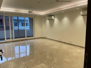 3 BHK Builder Floor For Rent in Navjeevan Vihar