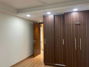 Bedroom in 3 BHK Builder Floor at Navjeevan Vihar – for Rent