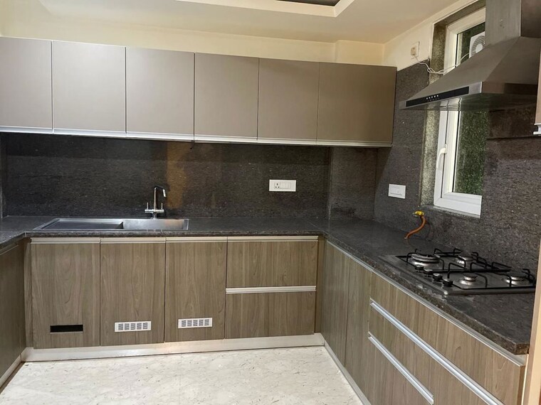 Kitchen, navjeevan vihar 3 Bedroom 250 Sq.Yd. Builder Floor In Navjeevan Vihar Delhi 9847718