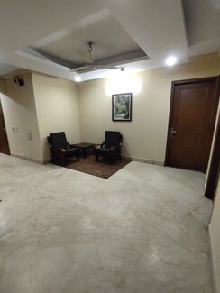 4 BHK + Pooja Room,Servant Room,Study Room Builder Floor For Rent in South Extension I