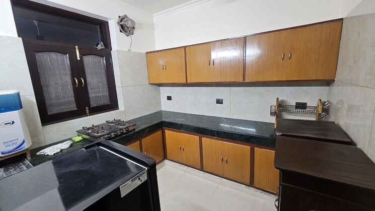 Kitchen, sector 55 1 Bedroom 850 Sq.Ft. Villa In Sector 55 Noida 9847726