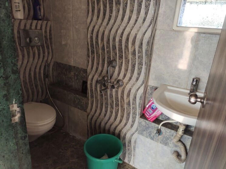 Bathroom, man-opus 1 Bedroom 699 Sq.Ft. Apartment In Mira Road Thane 9847729