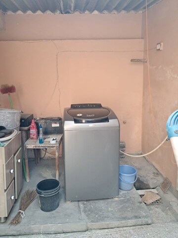 Master Bedroom in 3 BHK Independent House at Sector 55 – for Rent