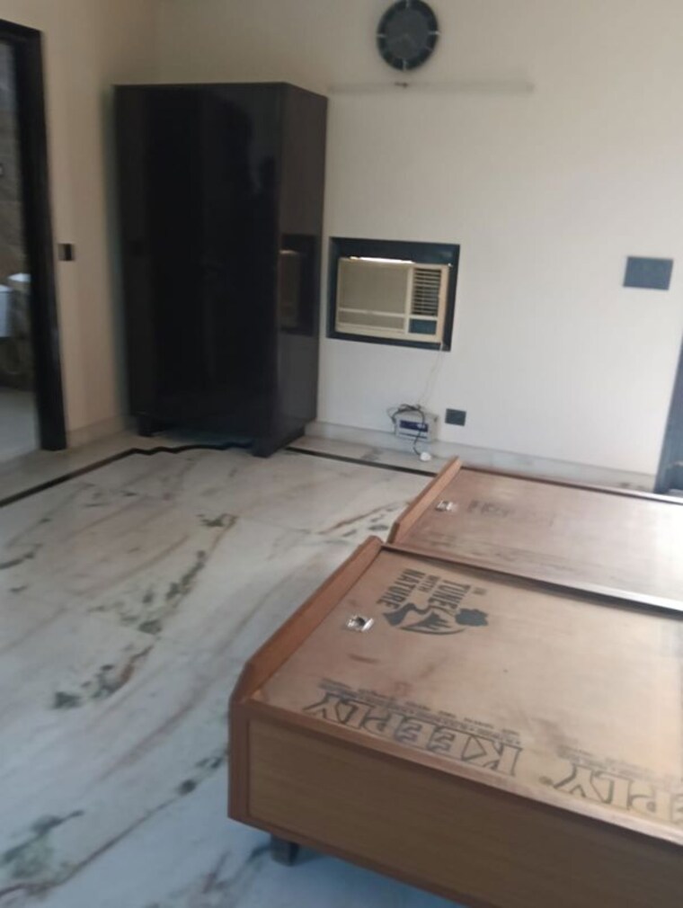 Bedroom, sector 55 3 Bedroom 1880 Sq.Ft. Independent House In Sector 55 Noida 9847730