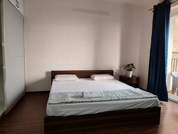 Bedroom in 3.5 BHK Apartment at Pashmina Waterfront, Old Madras Road – for Rent
