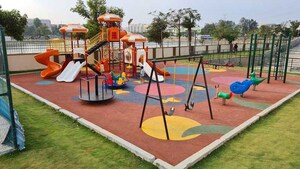 Gym in 3.5 BHK Apartment at Pashmina Waterfront, Old Madras Road – for Rent