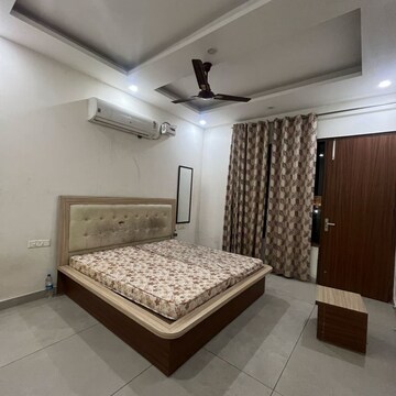Living Room in 3 BHK Builder Floor at Sector 66 B – for Rent