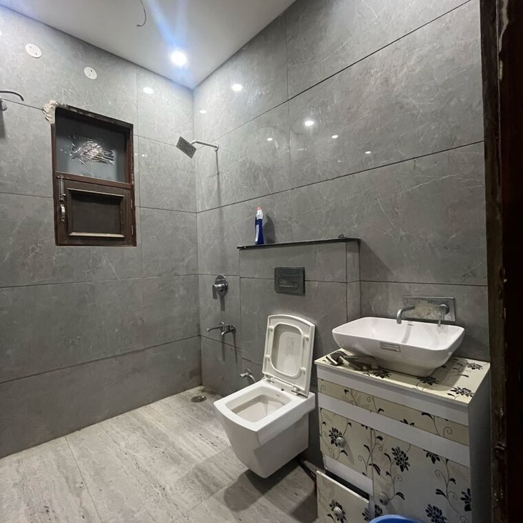 Bathroom, sector 66 b 3 Bedroom 1800 Sq.Ft. Builder Floor In Sector 66 B Mohali 9847779