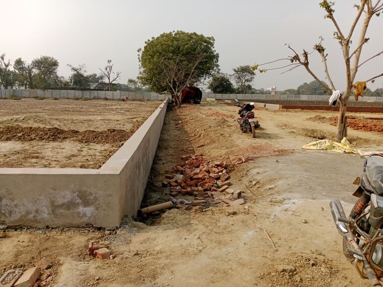 undefined, gwalior road  110 Sq.Yd. Plot In Gwalior Road Agra 9847799