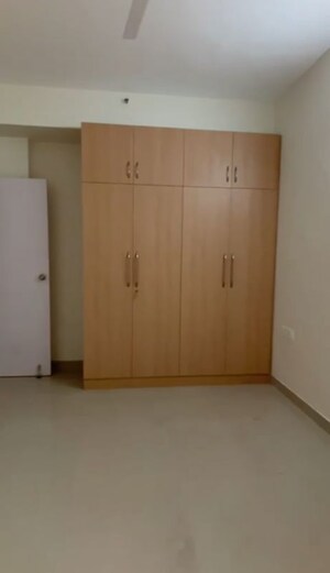 Room in 4 BHK Apartment at Sare Home, Sector 92 – for Sale