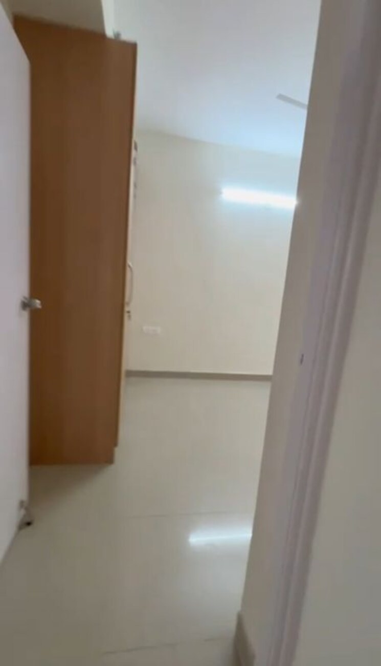 Room, sare-home 4 Bedroom 2090 Sq.Ft. Apartment In Sector 92 Gurgaon 9467866