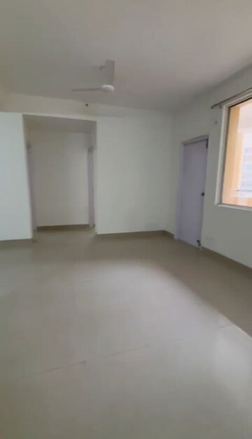 Room in 4 BHK Apartment at Sare Home, Sector 92 – for Sale