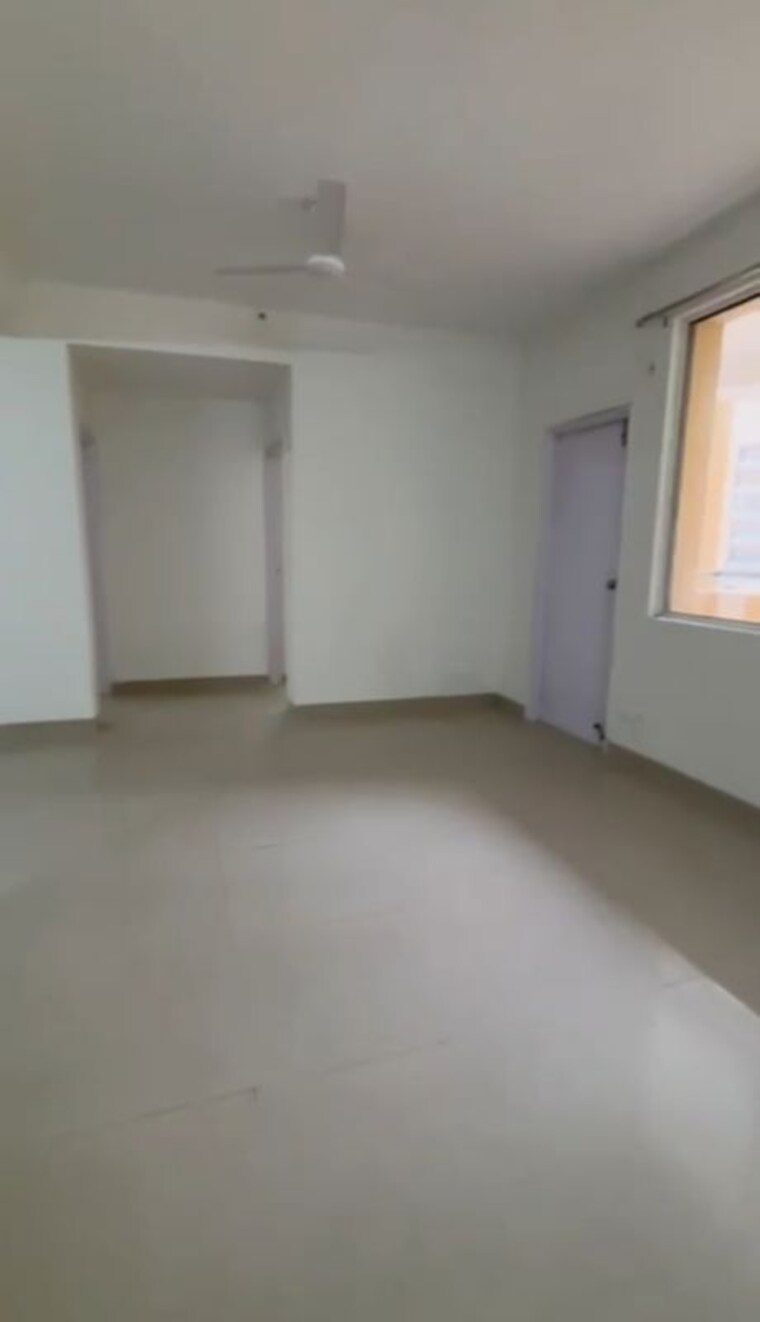 Room, sare-home 4 Bedroom 2090 Sq.Ft. Apartment In Sector 92 Gurgaon 9467866