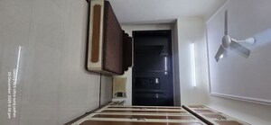 Furnished Amenities in 2 BHK Apartment at Manali CHS Malad, Malad West – for Rent