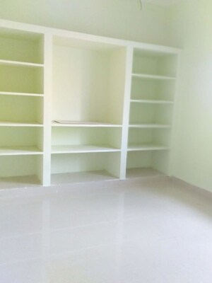 Room in 4 BHK Independent House at Mallapur – for Sale