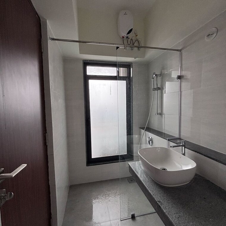 Bathroom, dynamix-divum 2 Bedroom 750 Sq.Ft. Apartment In Riddhi Gardens Mumbai 9847832
