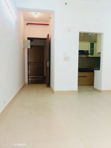 Room in 2 BHK Apartment at Ace Divino, Sector 1 Greater Noida – for Rent