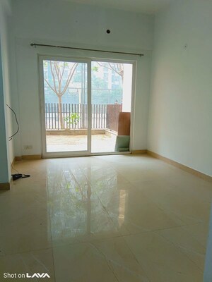 Room in 2 BHK Apartment at Ace Divino, Sector 1 Greater Noida – for Rent