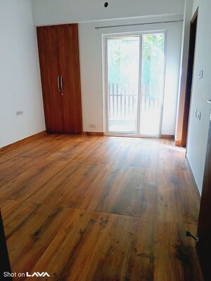 Room in 2 BHK Apartment at Ace Divino, Sector 1 Greater Noida – for Rent