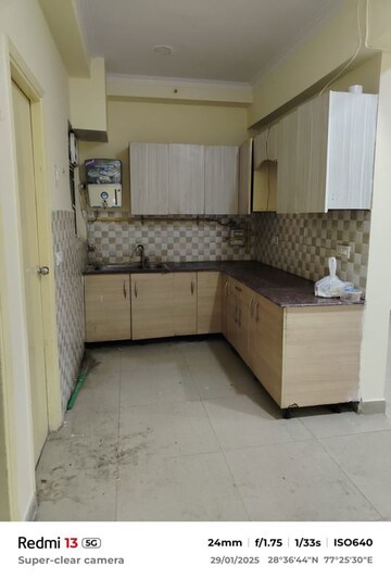 Kitchen in 2.5 BHK Apartment at Gaur City 5th Avenue, Sector 4 Greater Noida – for Rent