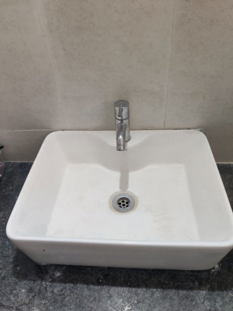 Bathroom, majestique-rhythm-county 2 Bedroom 950 Sq.Ft. Apartment In Handewadi Pune 9847891