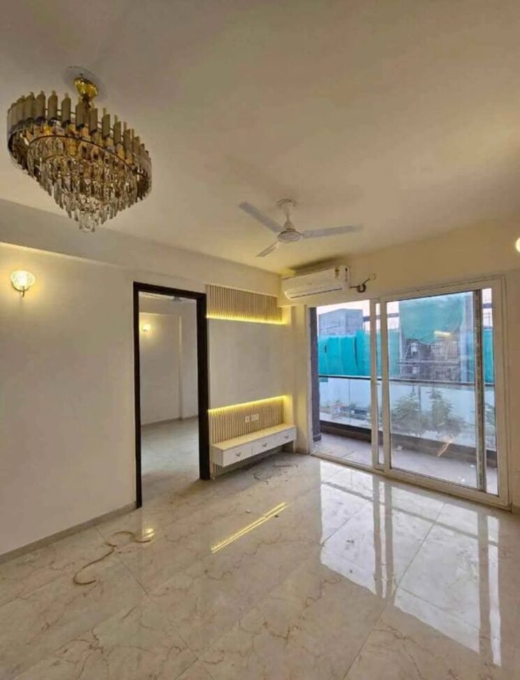 Room, smart-world-gems 2.5 Bedroom 1208 Sq.Ft. Builder Floor In Sector 89 Gurgaon 9625100