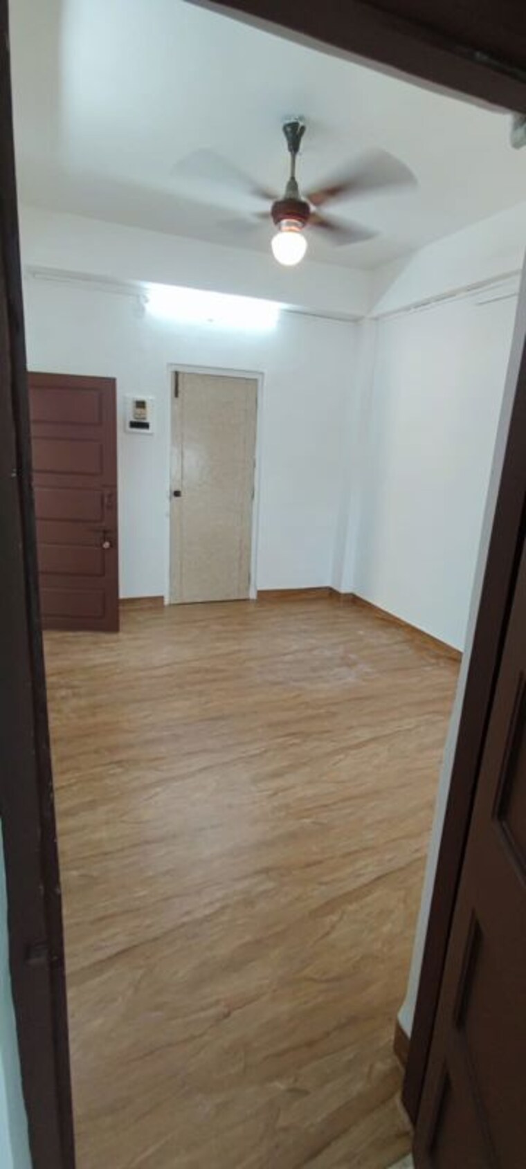 Room, nutan-madhuban-apartment 3 Bedroom 1000 Sq.Ft. Apartment In Worli Mumbai 9847913