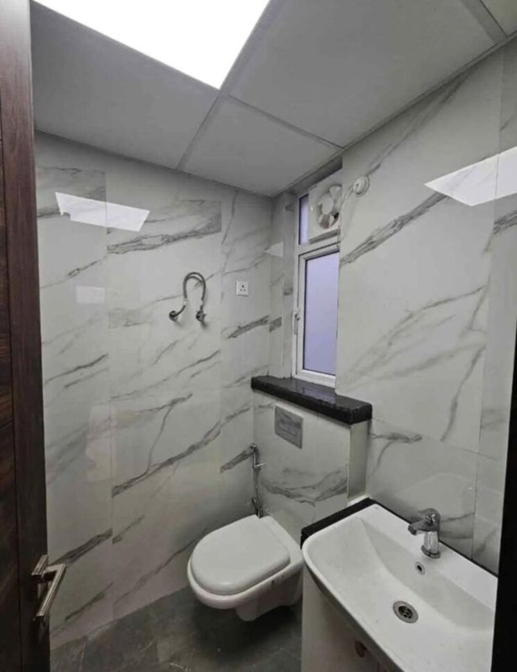 Bathroom, smart-world-gems 2.5 Bedroom 1196 Sq.Ft. Builder Floor In Sector 89 Gurgaon 9625096