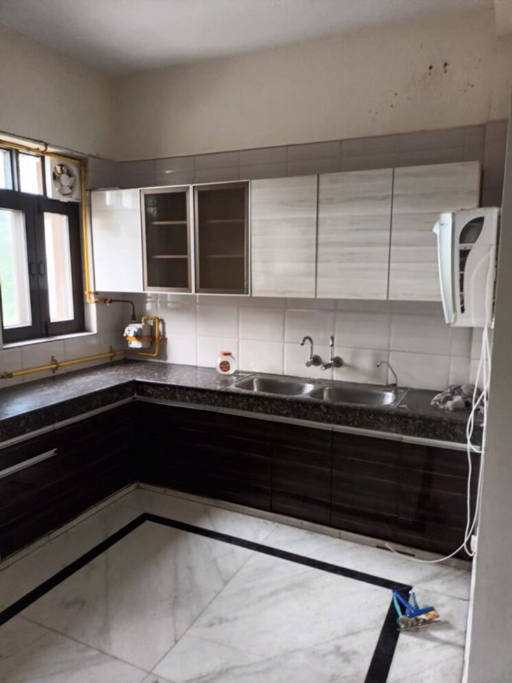 Kitchen, rwa-apartments-sector-51 3 Bedroom 2500 Sq.Ft. Builder Floor In Sector 51 Noida 9840225