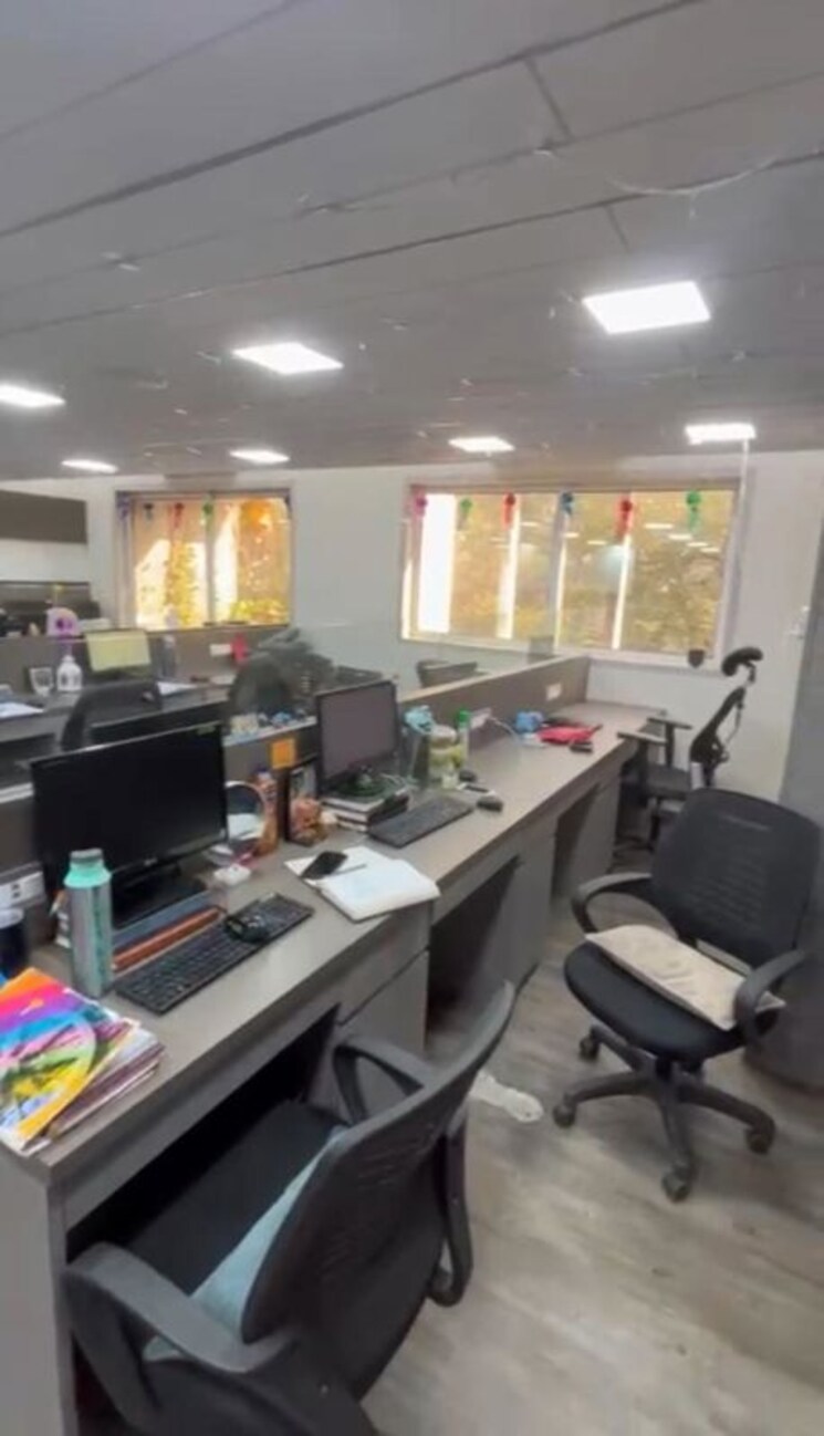 Team Area, washington-plaza Commercial Office Space 1500 Sq.Ft. In Goregaon West Mumbai 9847931